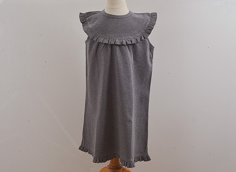 Blank, classic dress, sleeveless style. Pinstripe Gray color.